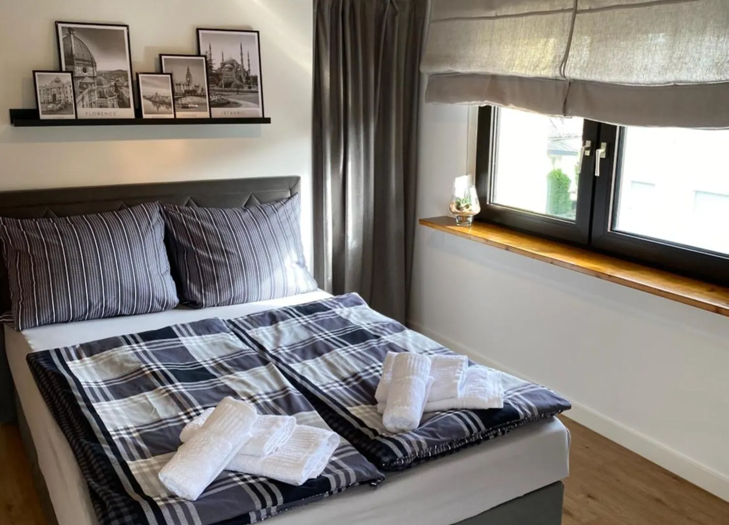 Zentrales Modernes Apartment, Naehe Zoo Und Stadion contacts