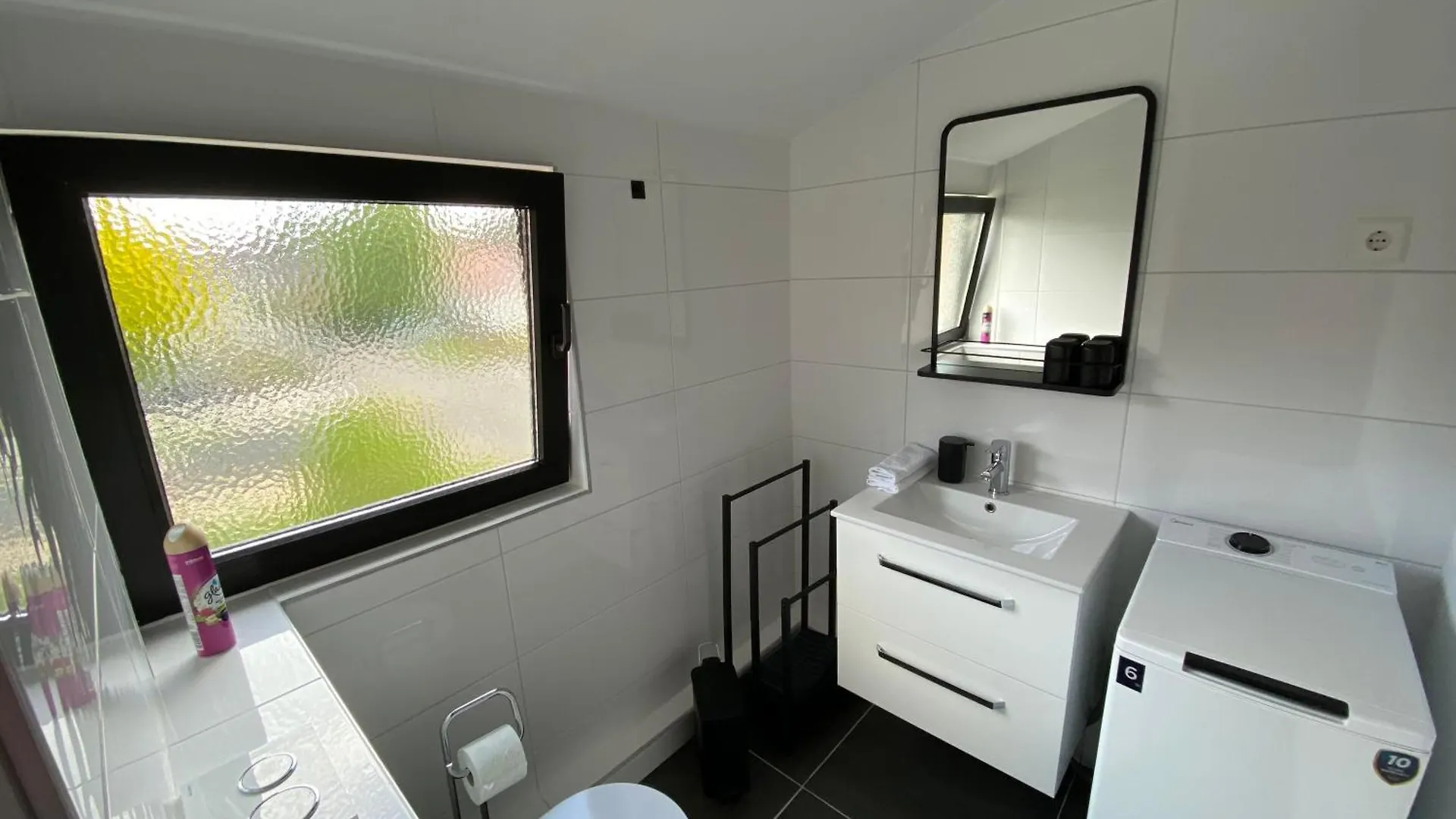 Apartment Zentrales Modernes Apartment, Naehe Zoo Und Stadion Dortmund
